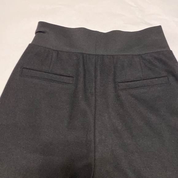 NWOT WELLFONE WELLFONE BLACK & WHITE COLOR SIZE S SWEATER SHORTS - Picture 11 of 13